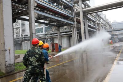 强化消防意识 提升实战水平---记ok138cn太阳集团古天乐下属浙江ok138cn太阳集团古天乐药业第十六届干部职工消防运动会