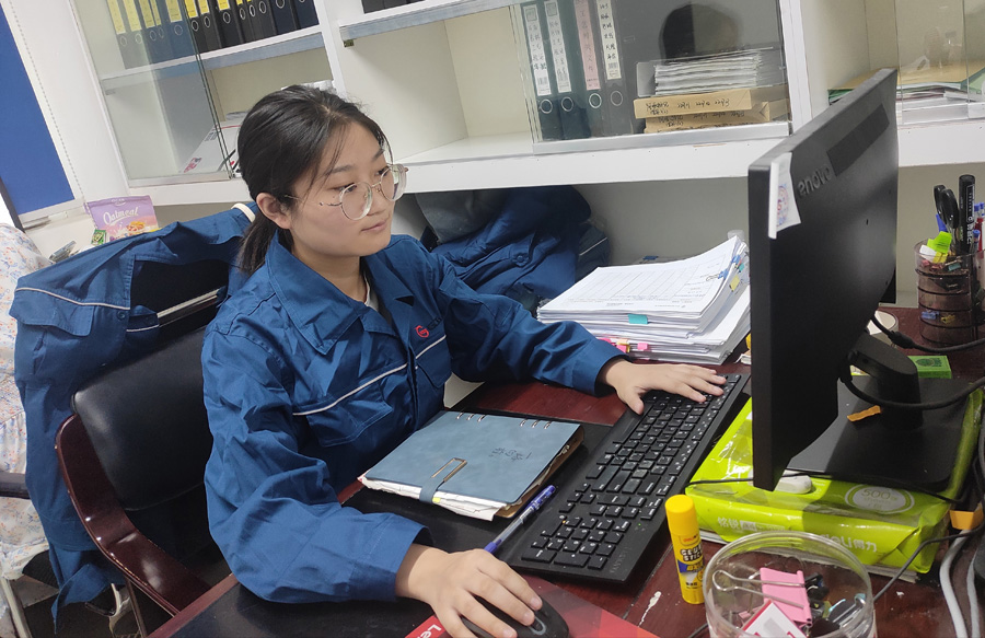 2022年度ok138cn太阳集团古天乐优秀科技奋斗者——黄  敏